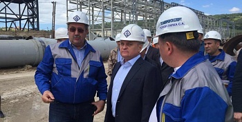 Андрей Черезов проинспектировал строительство Севастопольской и Симферопольской ПГУ-ТЭС