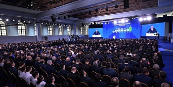 Президент России Владимир Путин выступил с ежегодным Посланием Федеральному Собранию